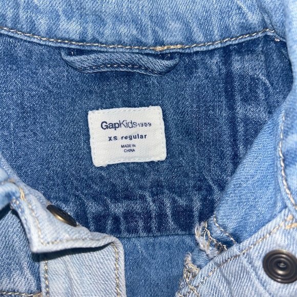 GAP Kids Two-Tone Denim Jacket - Picture 2 of 7